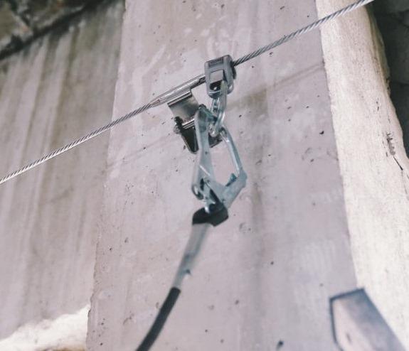 Монтаж лееров,    леерных ограждений,    страховочных анкерных линий — фото 5